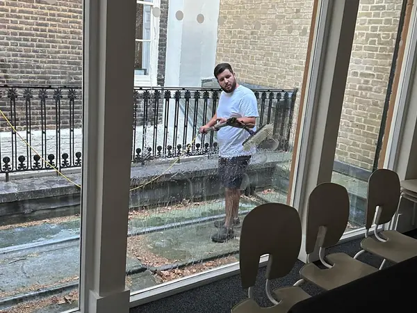 Crystaline Window Cleaning – work photo 18